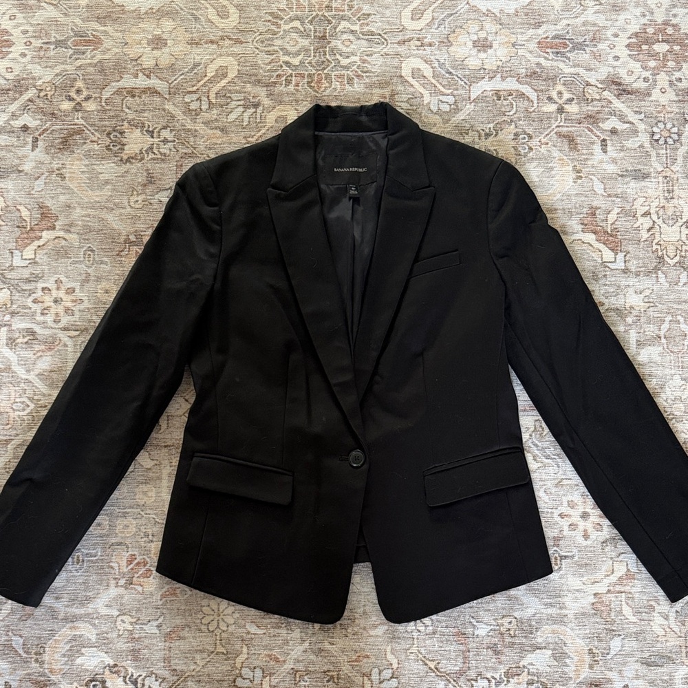 Banana Republic Classic Black Blazer